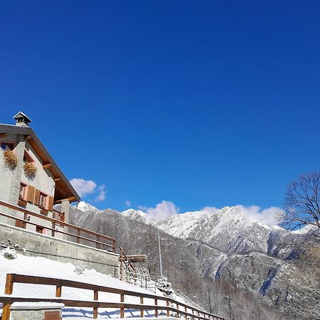 Casa All'Alpe Gaggetto B & B Anzino Buitenkant foto